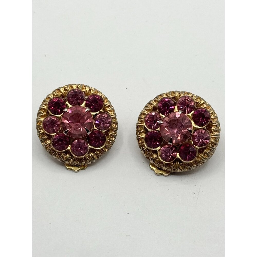 Vintage pink rhinestone flower clip on earrings - Picture 2 of 3